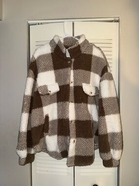 Unisex Sherpa flannel jacket plaid teddy fleece size L (fits like mens S/M)